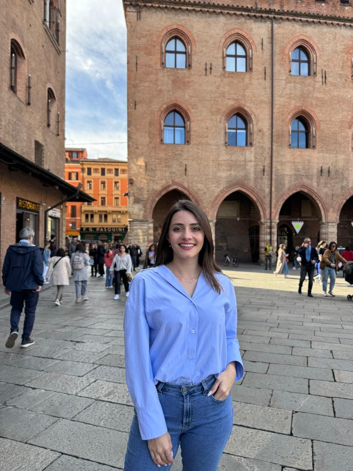 Natália, fundadora da Ciao Burocracia - consultora ítalo-brasileira